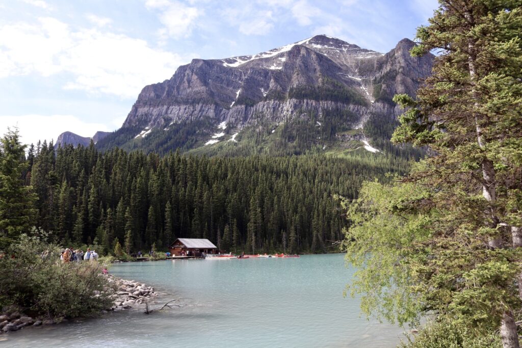 Lake Louise in Banff National Park | © Travels and Wandering by Nicole Booth
